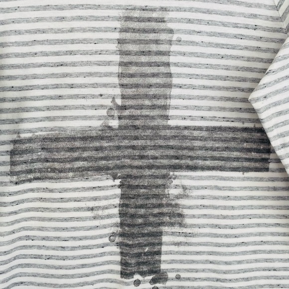Junk Food Heather Gray Stripe Abstract Cross 3/4 Sleeve Cotton Modal Tee Medium - Picture 4 of 6